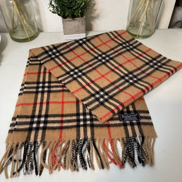 💯%Cashmere Burberrys - Picture 3 of 6